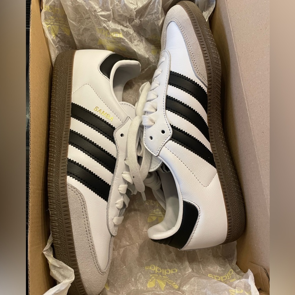 Adidas Samba Sneakers